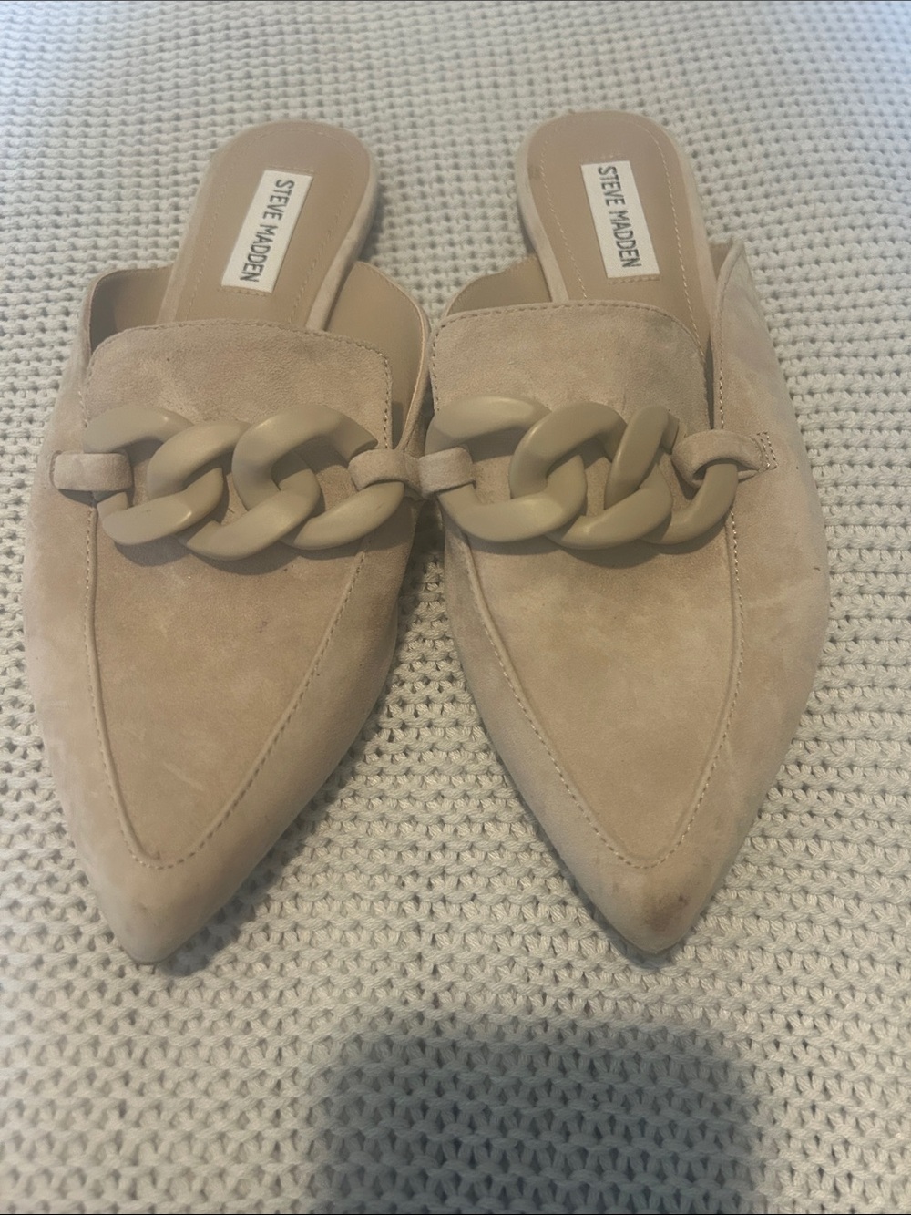 Steve Madden Beige Suede Chain-Trim Mule Flats